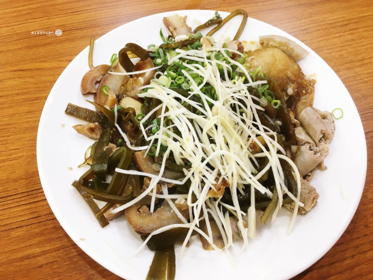 台中西區美食 大慶麵店 自助式小菜 想吃什麼自己夾 飯麵湯樣樣有 電視冷氣好享受 太原店 明智街美食