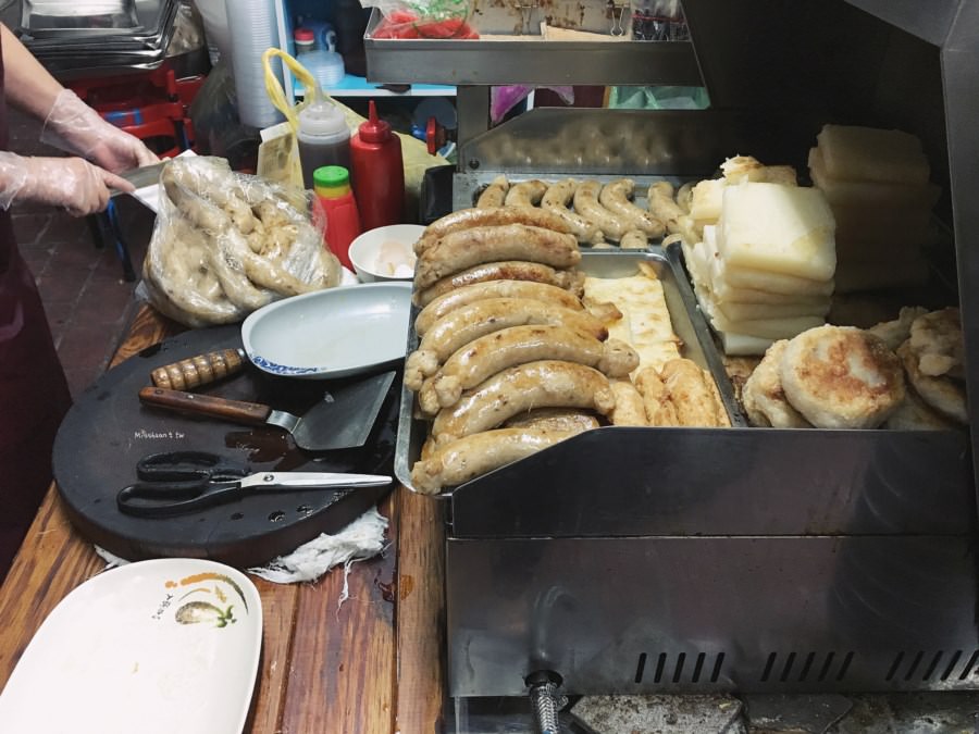 台中中區美食 阿嬤a相思麵店 第二市場早餐 古早味銅板傳統小吃 人氣排隊麵攤