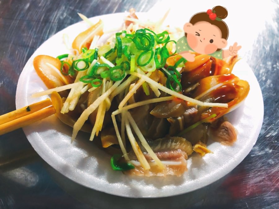 台中潭子美食 台南排骨酥麵 在地小吃攤 銅板美食 服務親切熱情 好溫馨