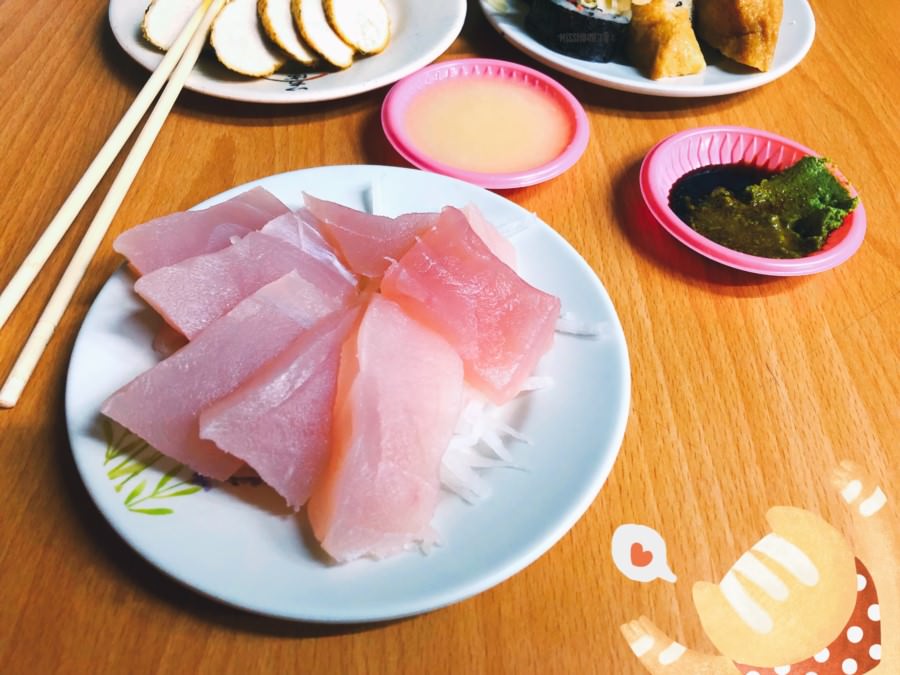 台中潭子美食【潭子壽司】銅板小吃好便宜！平價關東煮．生魚片
