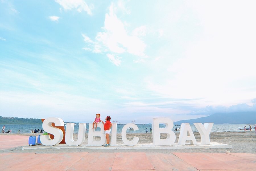 菲律賓景點 Subic Bay 蘇比克灣海灘 SBMA Beach 免費又漂亮 燈塔 潛水 異國風飯店 餐廳美食聚集 親子同遊 老少咸宜
