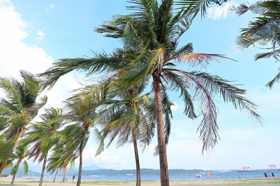 菲律賓景點 Subic Bay 蘇比克灣海灘 SBMA Beach 免費又漂亮 燈塔 潛水 異國風飯店 餐廳美食聚集 親子同遊 老少咸宜