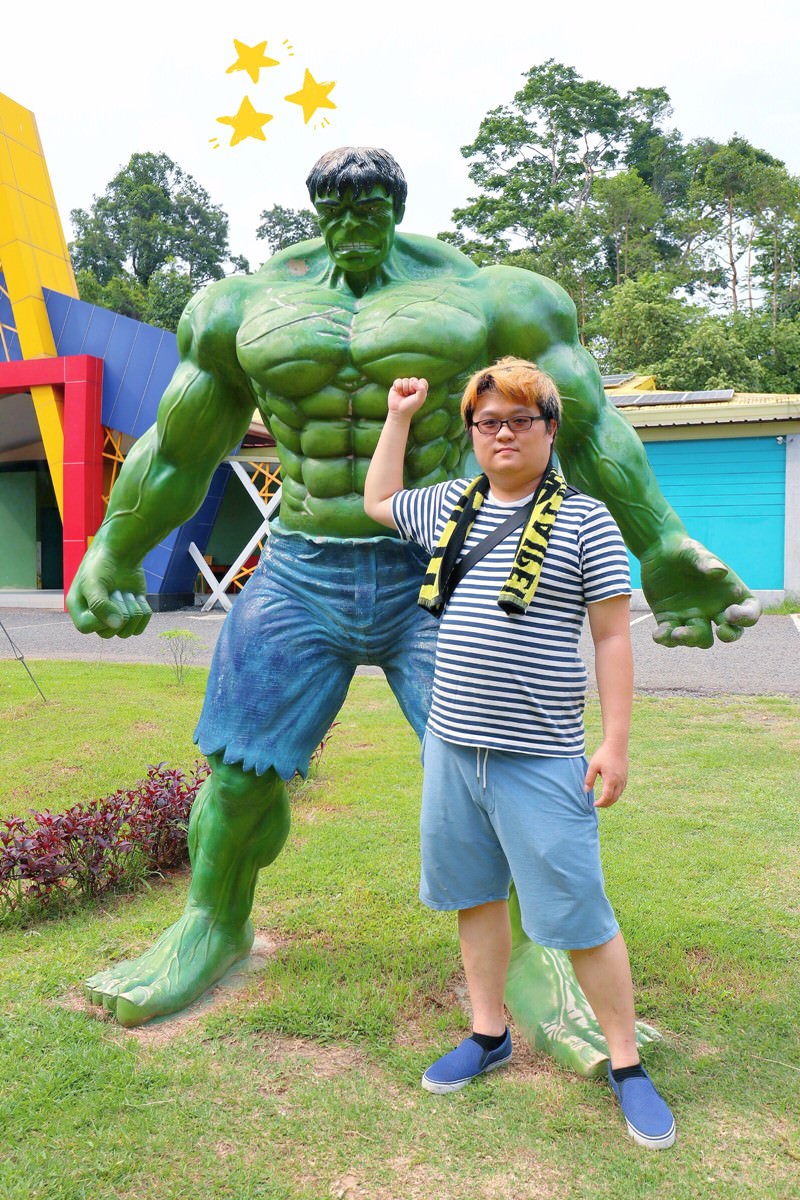 菲律賓蘇比克灣景點 Funtastic Park Subic Bay 打卡拍搞笑照片的好地方 家庭親子超適合來遊玩 顛倒屋 滑草 迷宮 3D立體畫 彩虹階梯 撈金 復仇者聯盟