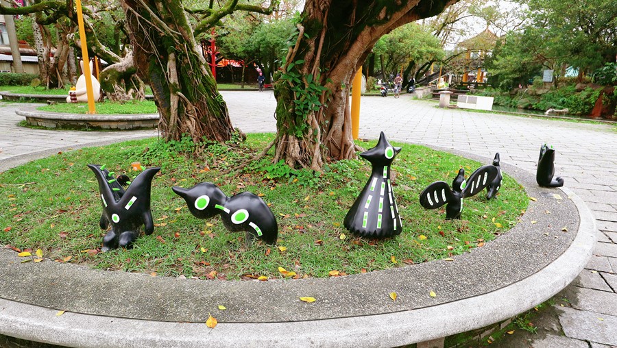 宜蘭羅東景點【中山公園】可愛童趣藝術裝置！羅東夜市中的溫馨親子公園！蒸汽火車頭
