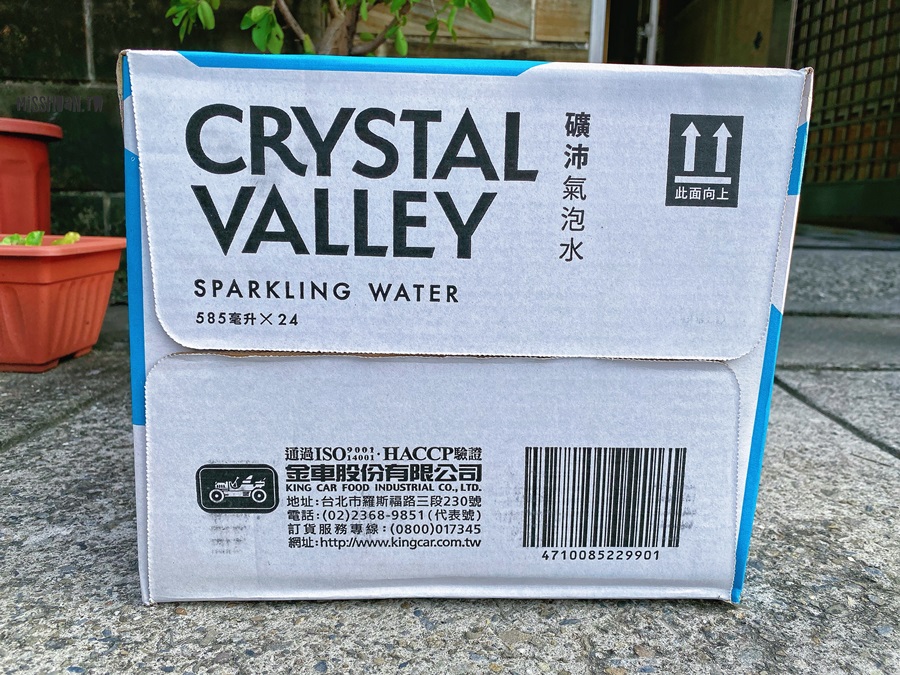 網路聲量第一的氣泡水【Crystal Valley 礦沛氣泡水】就是無糖！無熱量！零負擔！啵啵口感高碳酸氣泡飲！純喝～調飲都好涮嘴！炎炎夏日來一杯就是透心涼啦！金車線上購優惠多！