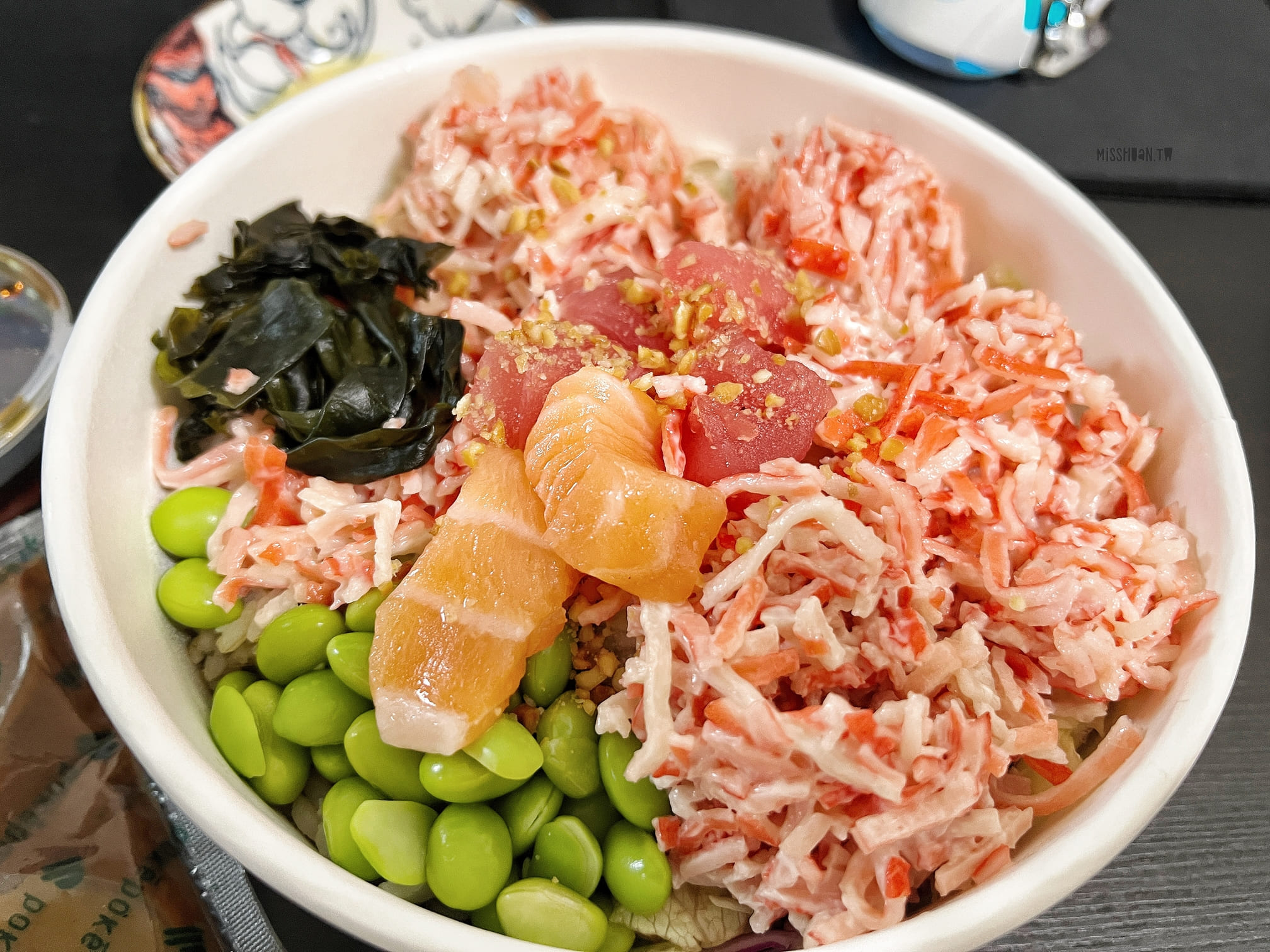 台中太平美食【波奇波奇 Poképoké 育賢店】來自夏威夷新美式創意料理！爽口溫沙拉營養滿分！超有飽足感！