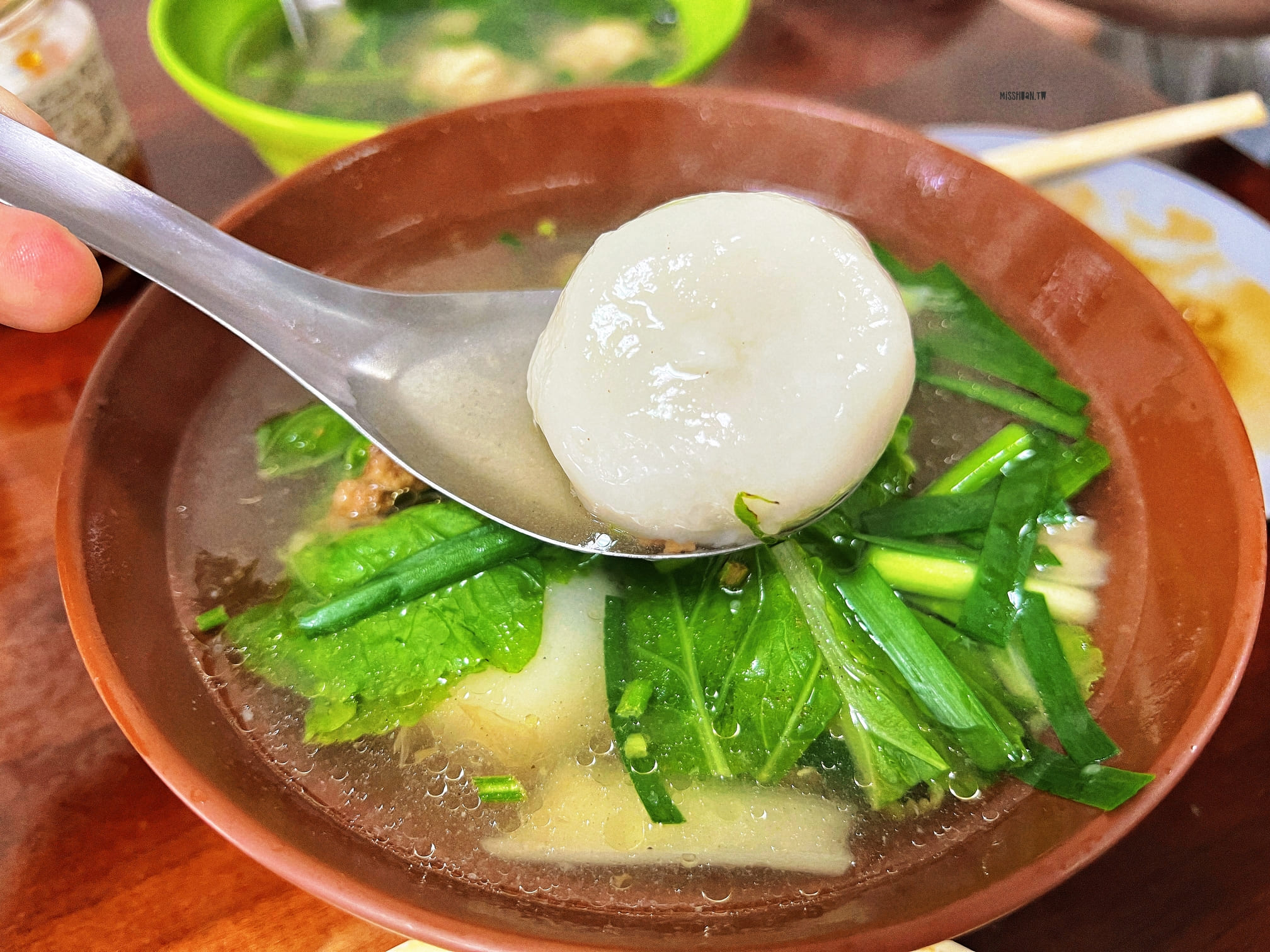 台中太平美食【光興路東坡肉粽】超香三層肉餡一吃就愛上！還有冷凍宅配在家也能輕鬆享用喔！