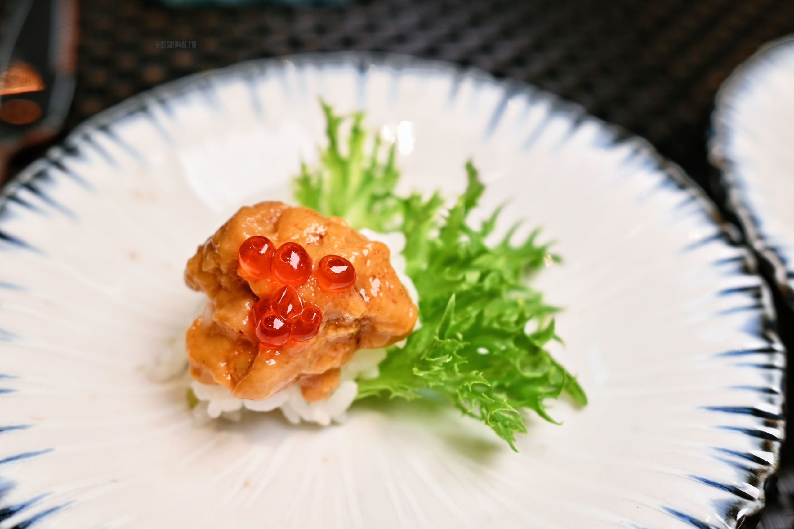 台北西門町最強頂級鐵板燒網紅名店【明水然．樂】日式無菜單料理！2023/2024連續兩年榮獲《網路溫度計》此生必嚐十大高CP值無菜單鐵板燒冠軍！16道美饌只要1600+10%就可以吃到龍蝦/干貝/和牛/海膽/鮑魚/現流魚超澎湃的啊！
