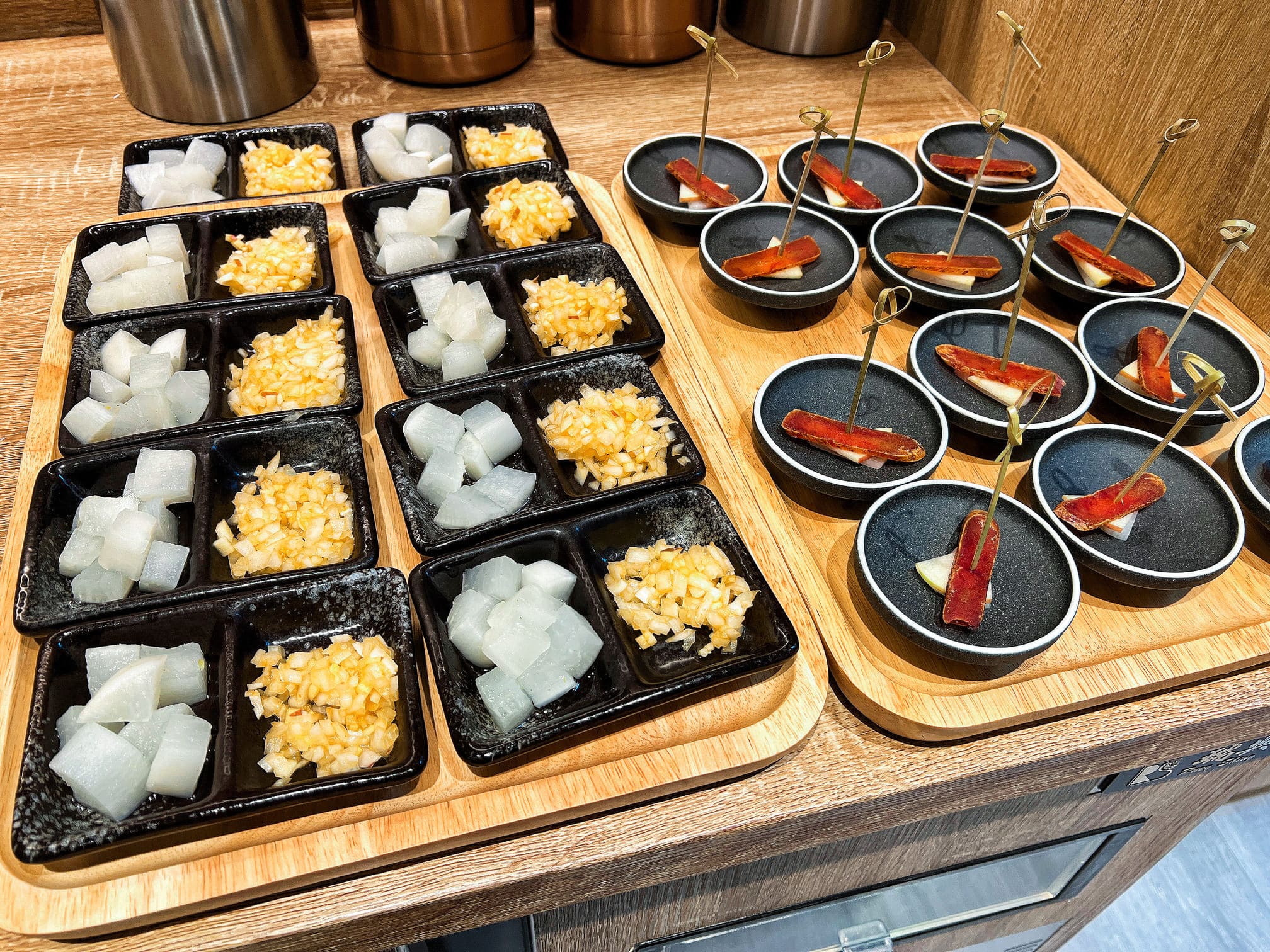 台北西門町最強頂級鐵板燒網紅名店【明水然．樂】日式無菜單料理！2023/2024連續兩年榮獲《網路溫度計》此生必嚐十大高CP值無菜單鐵板燒冠軍！16道美饌只要1600+10%就可以吃到龍蝦/干貝/和牛/海膽/鮑魚/現流魚超澎湃的啊！