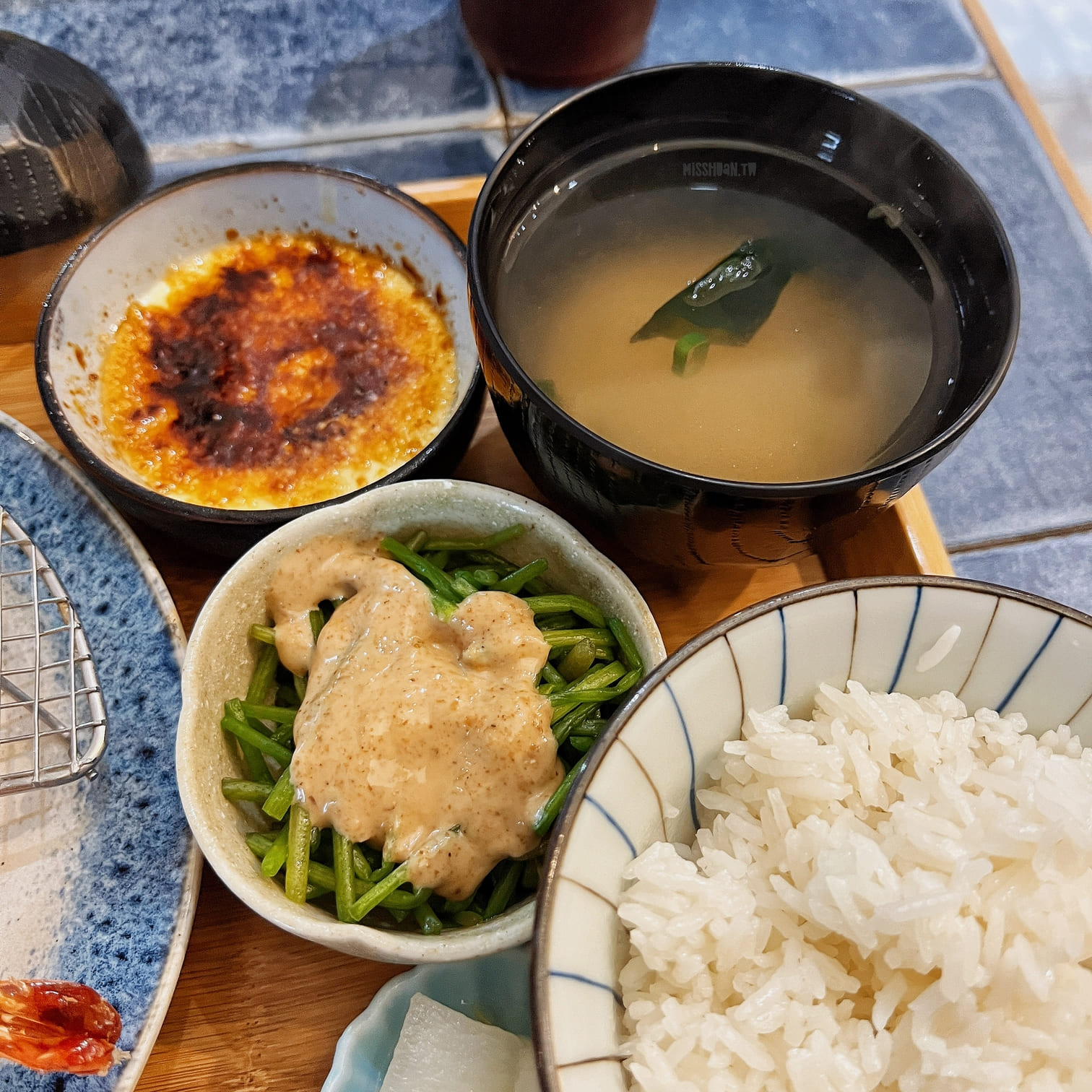 台中北屯美食【思鄉漁豚】來自澎湖女婿的手路菜料理！定食/咖哩/日式炸豬排通通吃的到！不用飛去澎湖！台中就能吃到啦！
