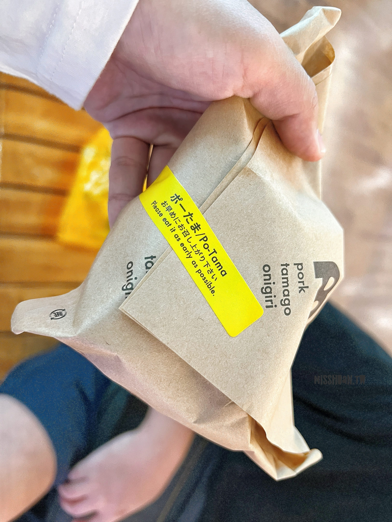 沖繩那霸美食【ポーたまPotama】排隊名店豬肉蛋飯糰！那霸機場內也有店啦！早上七點就能吃到囉！